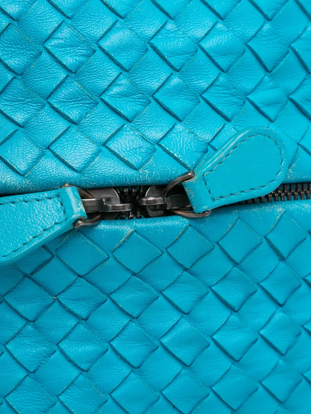 Pre-owned Bottega Veneta 2012-2024 Nappa Intrecciato Cube Crossbody Bag In Blue