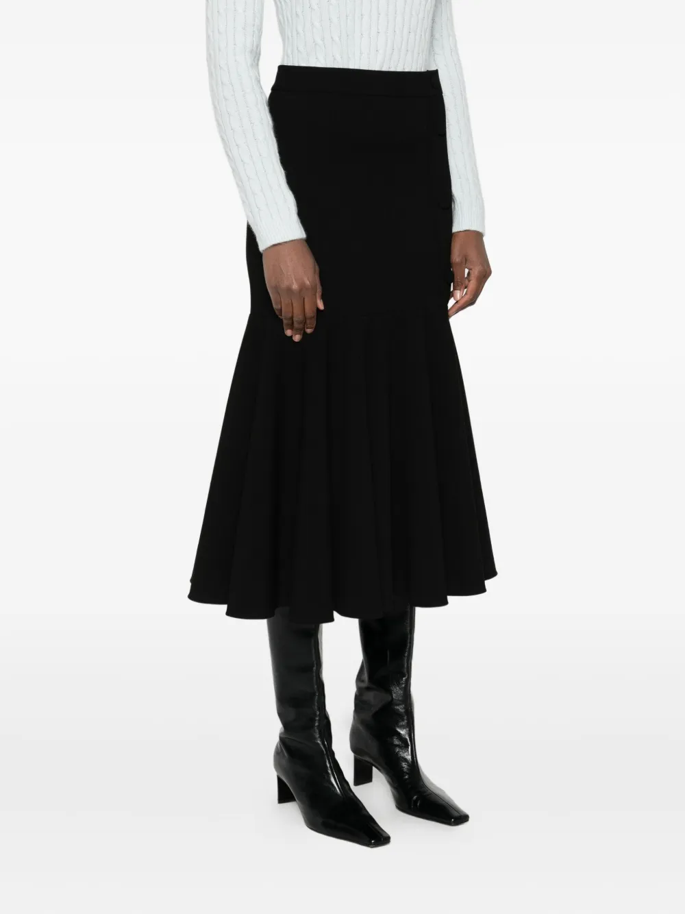 Sandro Pleated Skirt In Black