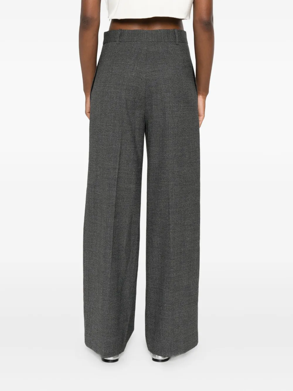 Sandro Flat-front Tailored Trousers In Gray