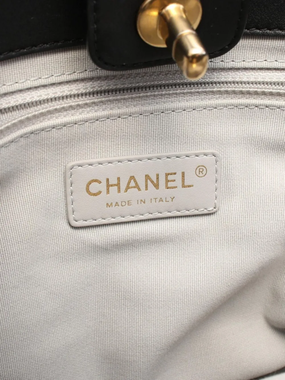 Pre-owned Chanel 2021s Coco Mark Tweed Shoulder Bag