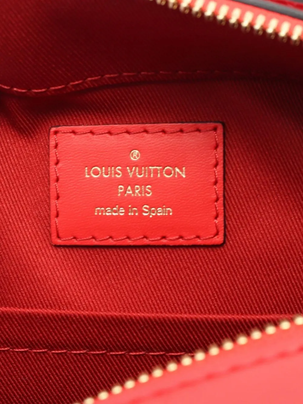 Pre-owned Louis Vuitton 2018 Saintonge Handbag In Brown