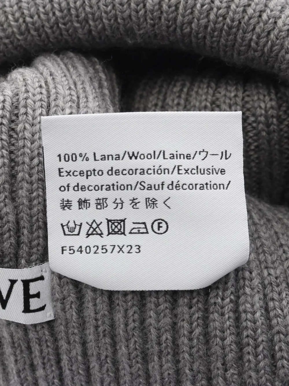 Pre-owned Loewe 2010s Logo-embroidered Beanie