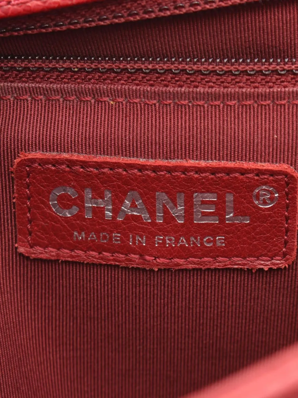 Pre-owned Chanel 2014 Boy Shoulder Bag In Red