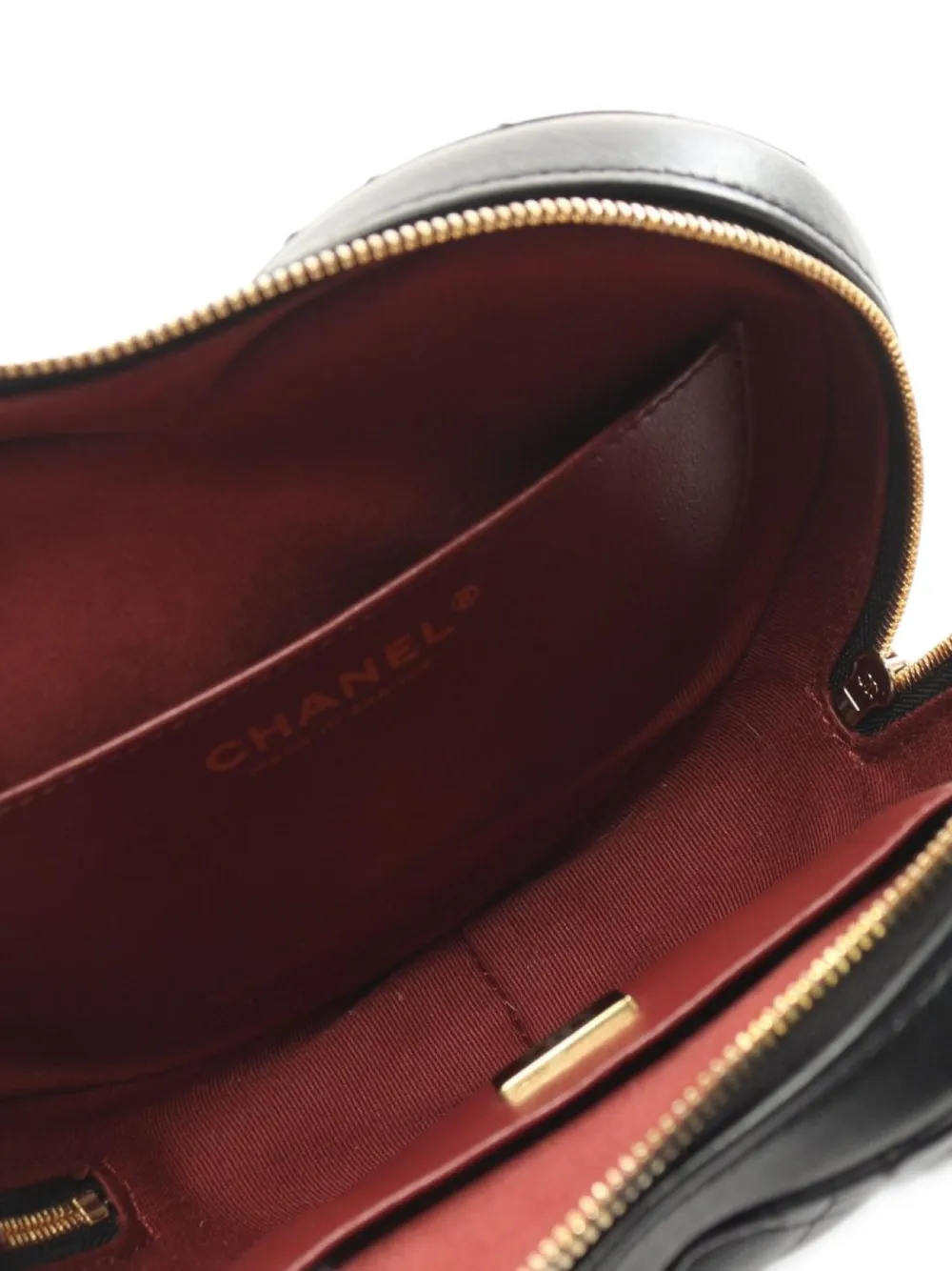 Pre-owned Chanel 2021 Matelassé Leather Cross Body Bag