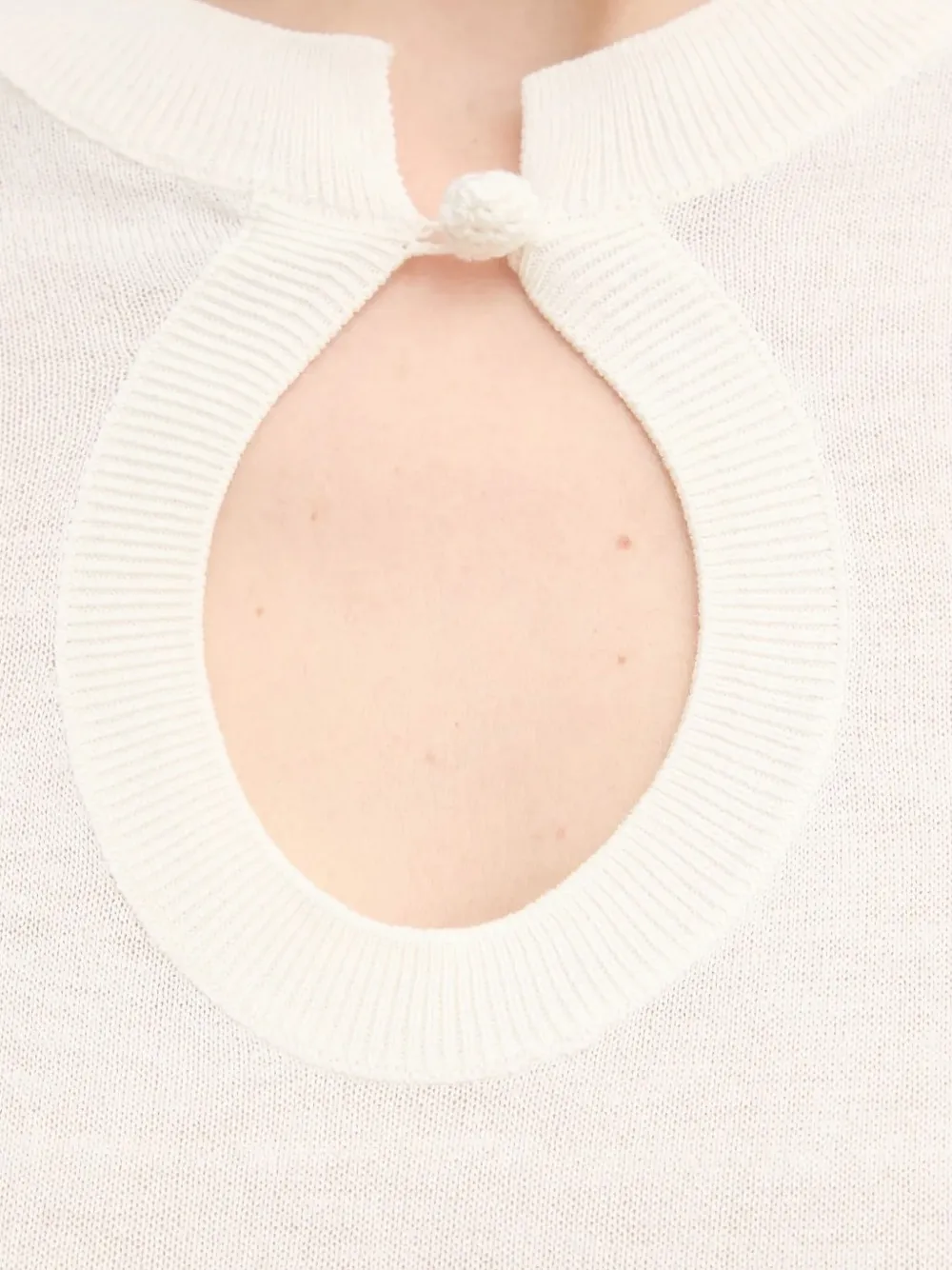 By Malene Birger Gebreid T-shirt met korte mouwen en keyhole-detail Wit