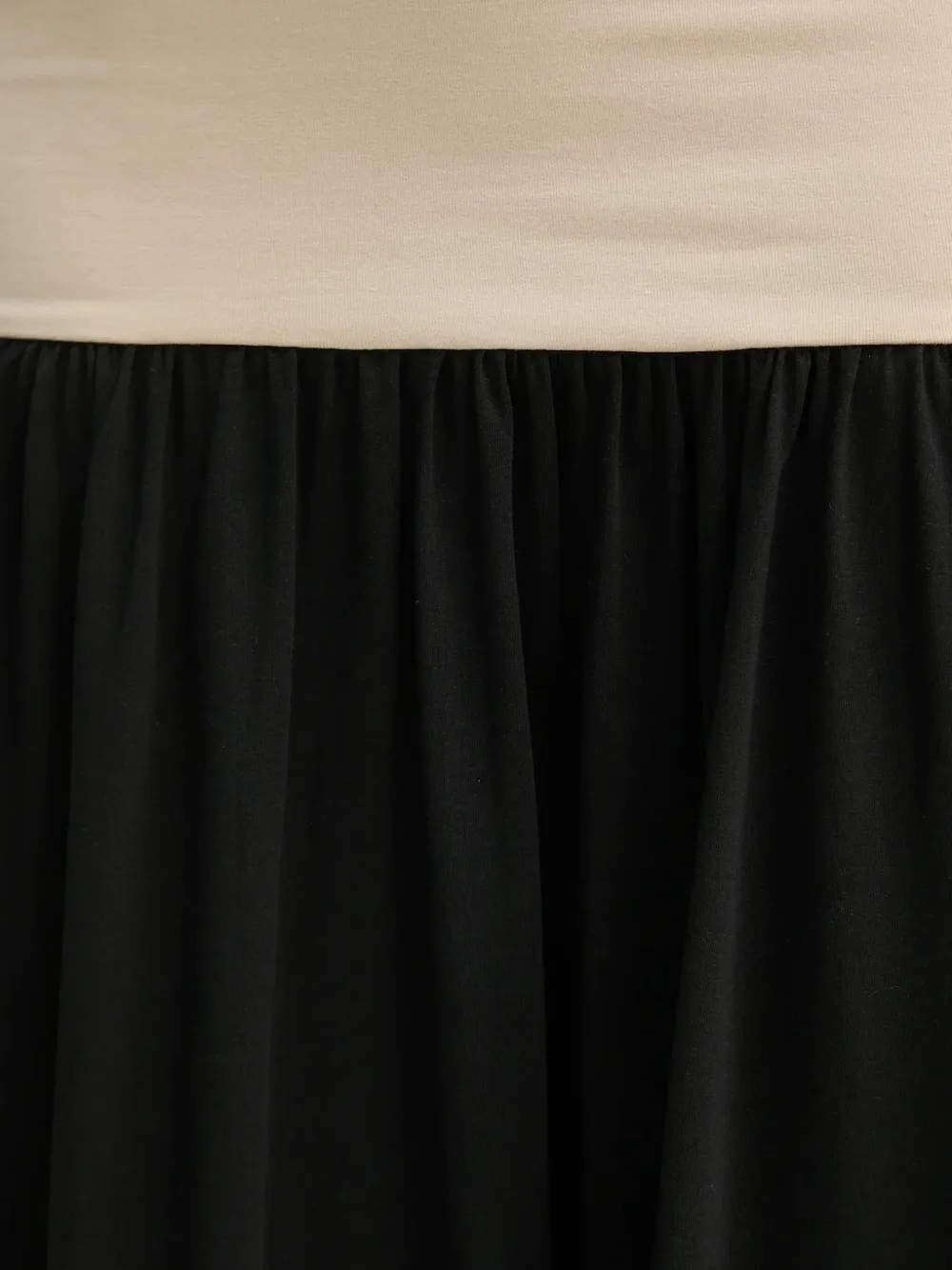 By Malene Birger Strapless jurk met gesmockte afwerking Zwart