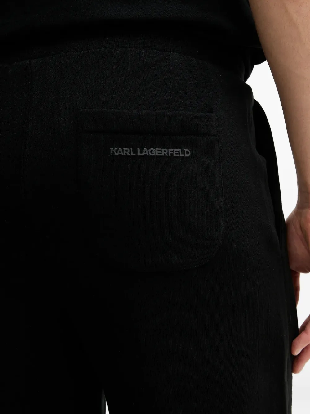 Karl Lagerfeld logo-patch drawstring shorts Zwart
