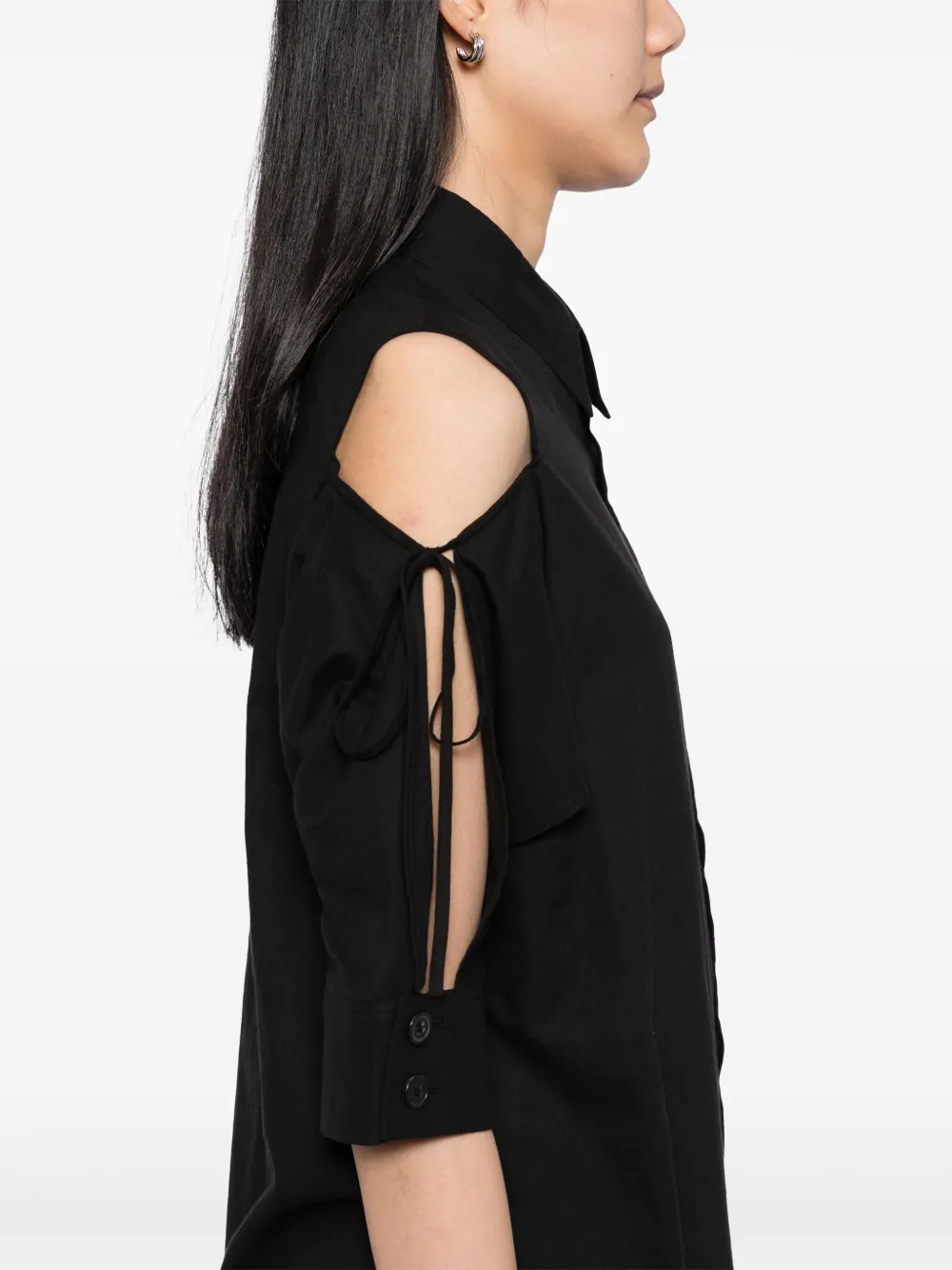 Yohji Yamamoto Blouse met asymmetrische schouder Zwart