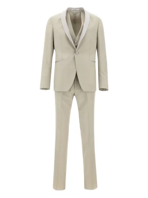 Tagliatore traje con botones