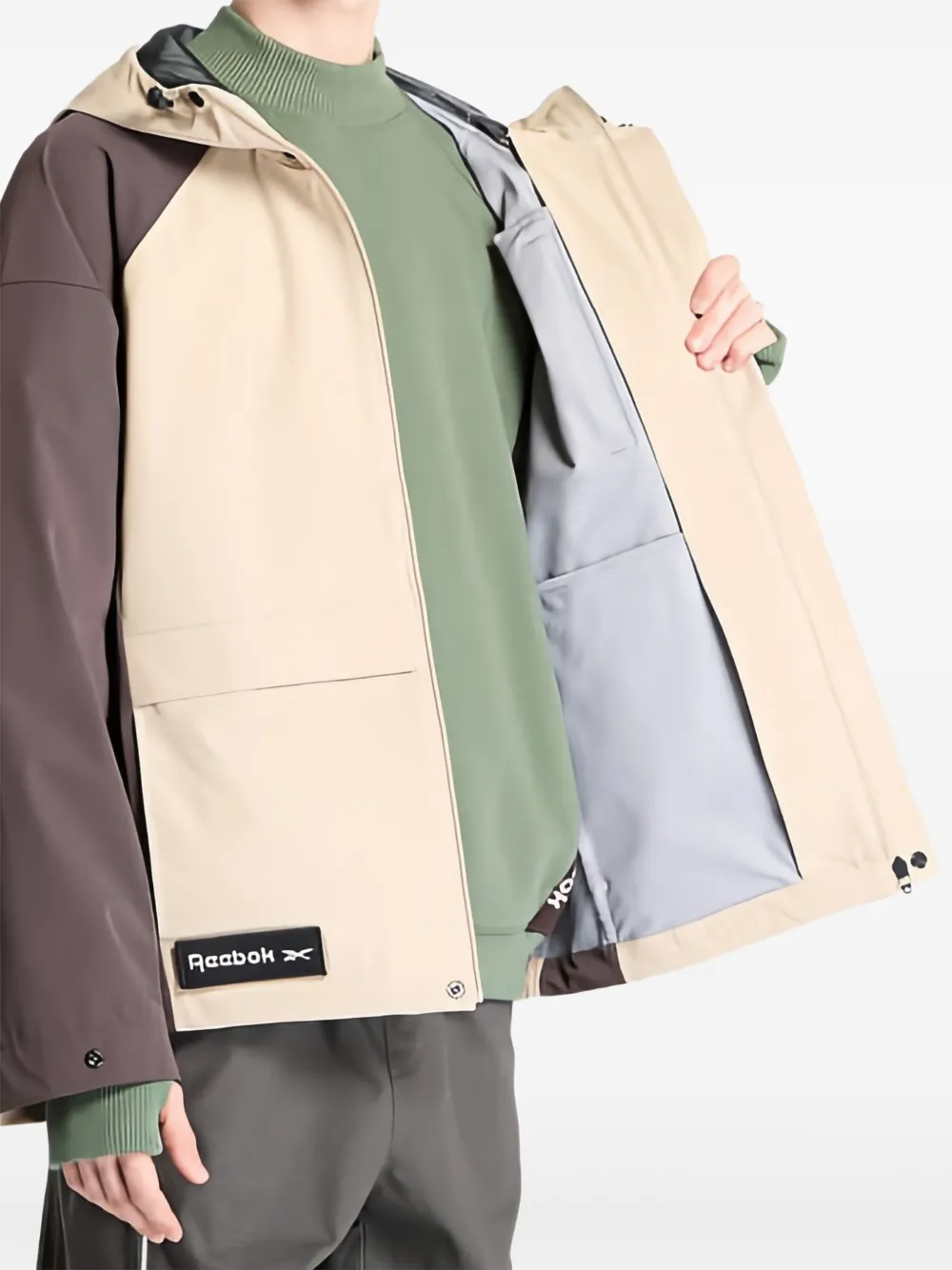 Reebok Cargo jack Beige