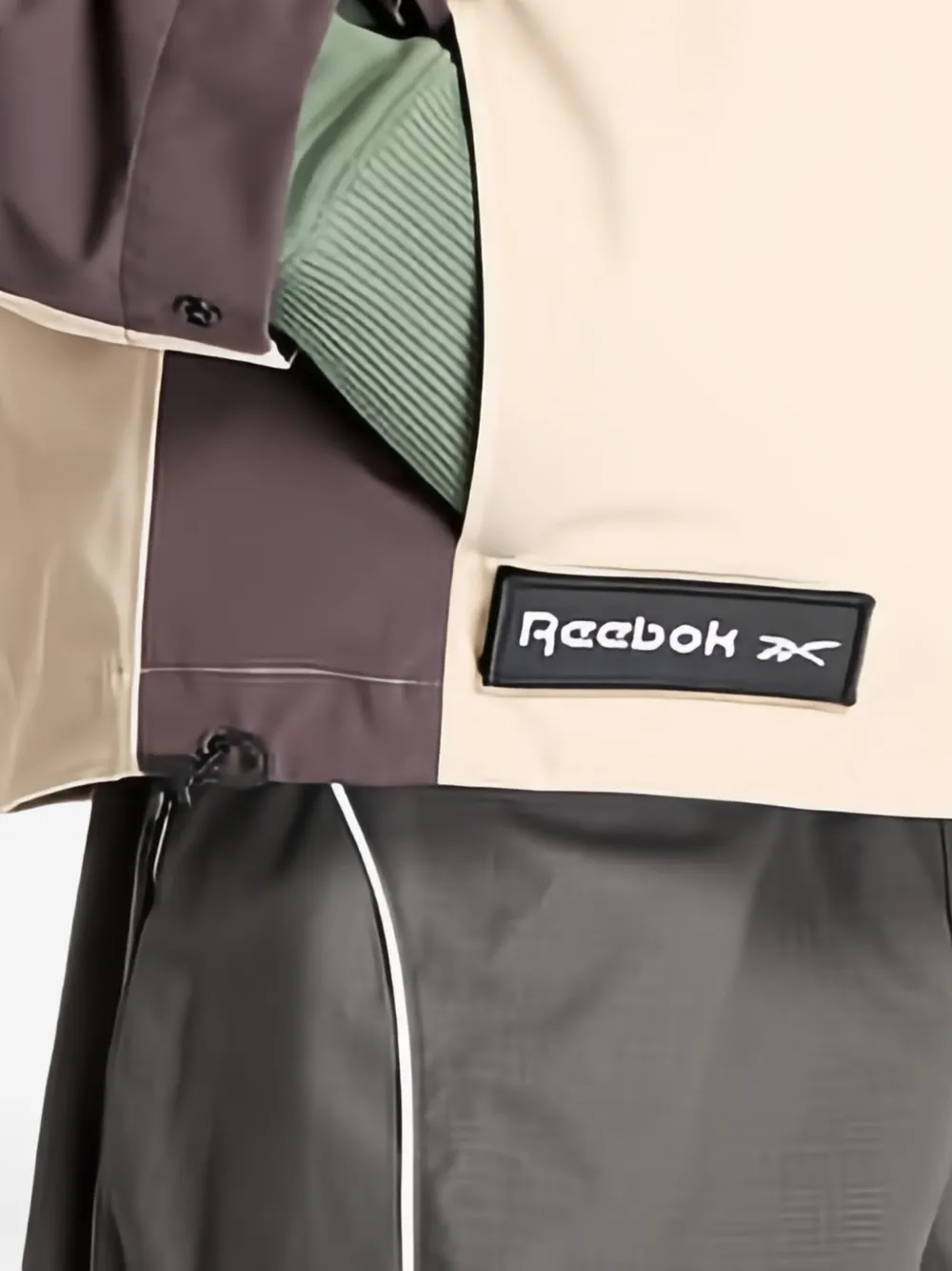 Reebok Cargo jack Beige