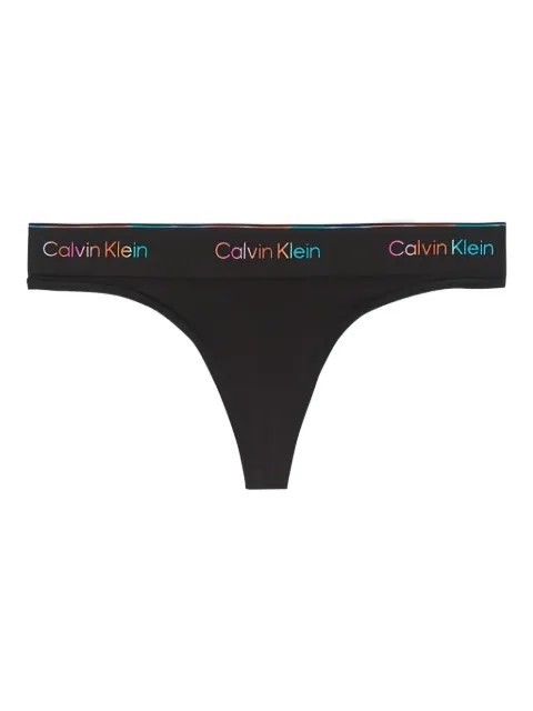 Calvin Klein Underwear tanga con motivo de orgullo