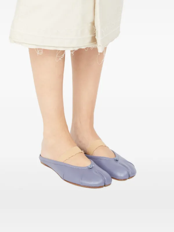 靴 Maison Margiela Hannah Mules Low tabi Maison Margiela Tabi Leather Mules | White | FARFETCH