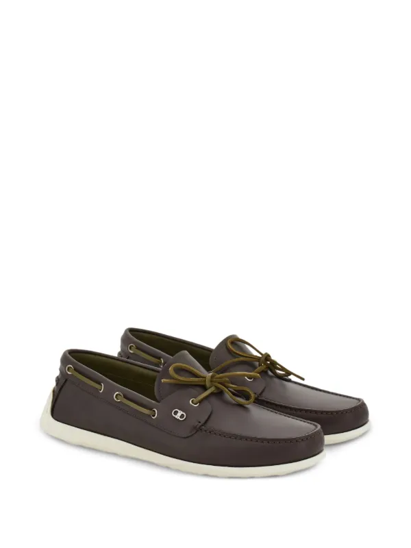 Ferragamo Gancini-plaque Boat Shoes | Brown | FARFETCH display picture 2