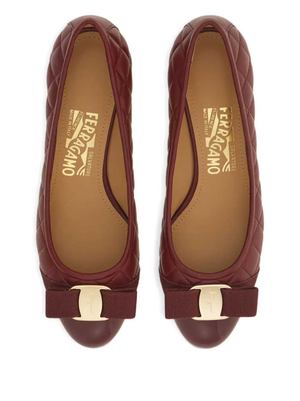 Ferragamo 30mm quilted Vara pumps Rood
