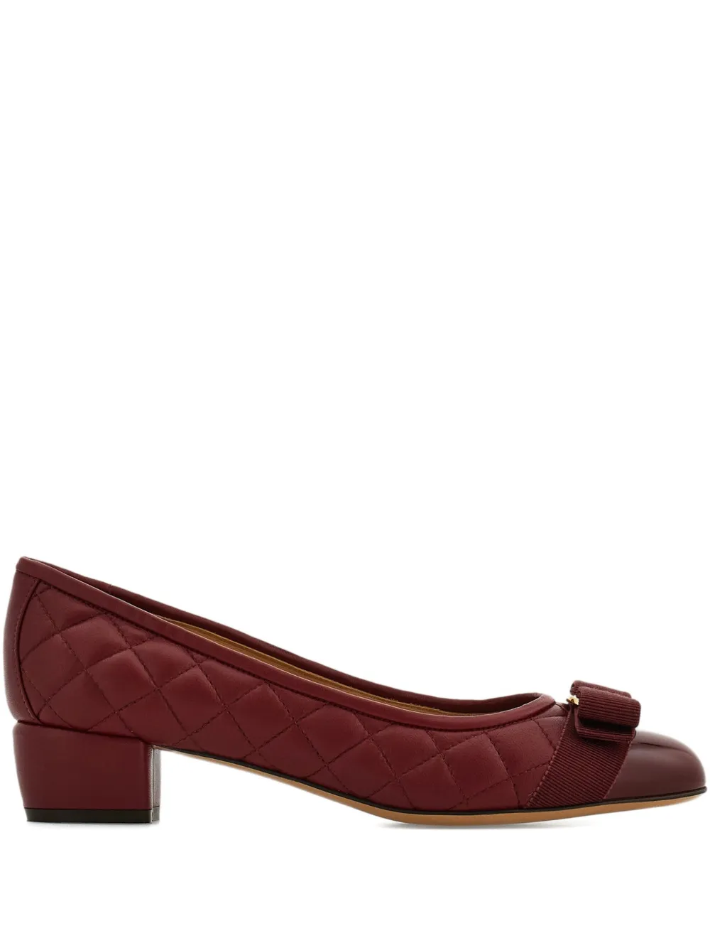 Ferragamo 30mm quilted Vara pumps Rood