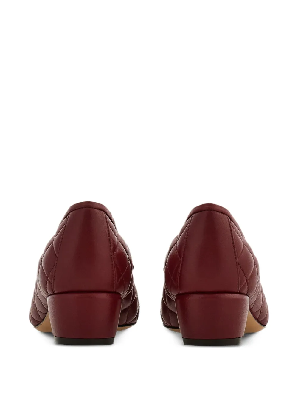 Ferragamo 30 mm gewatteerde Vara pumps Rood