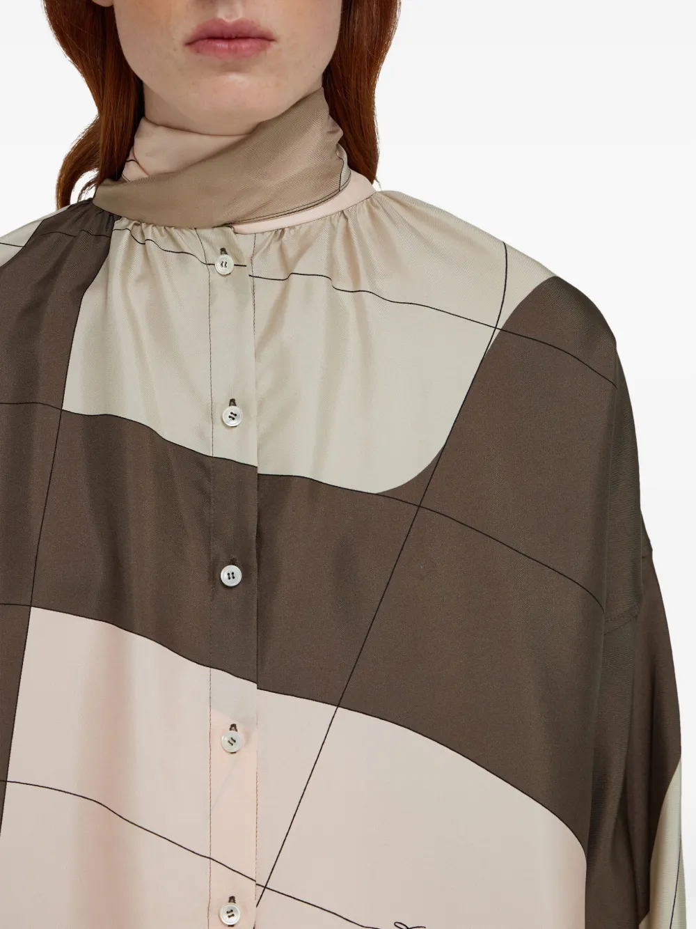Ferragamo Zijden blouse met sjerpdetail Beige