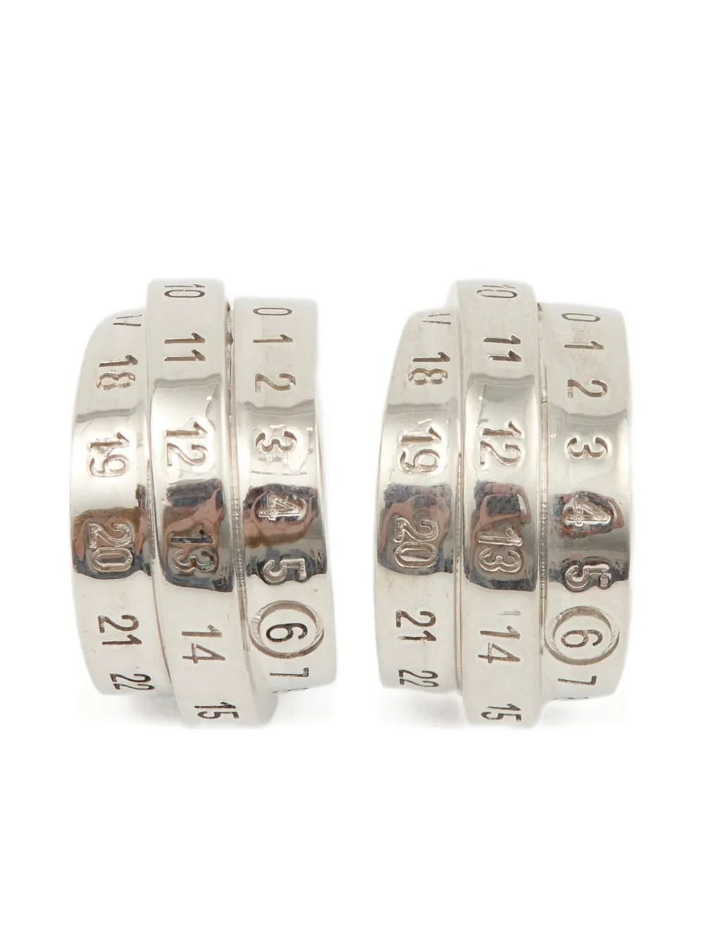MM6 Maison Margiela ロゴ ピアス - シルバートーン MM6 Maison Margiela ロゴ ピアス - シルバートーン