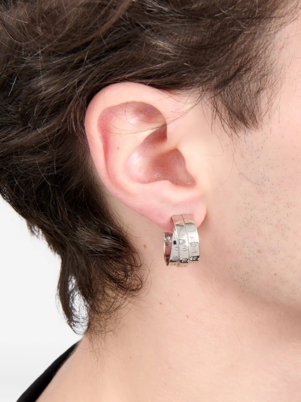 【関税＆送料込み】Mm6 Maison Margiela Triple Logo Earrings Mm6 Maison Margiela Triple Logo Earrings Accessories | ModeSens