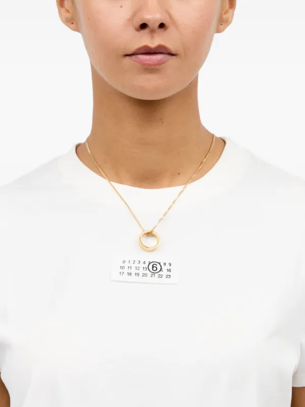 ネックレス・ペンダント MM6 Maison Margiela Number logo ring pendant necklace gold S MM6 Maison Margiela Logo Ring Pendant Necklace | Gold | FARFETCH