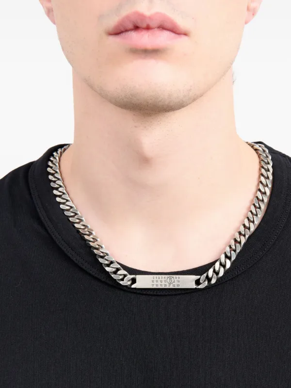 MM6 Maison Margiela ロゴ ネックレス | シルバートーン | FARFETCH JP