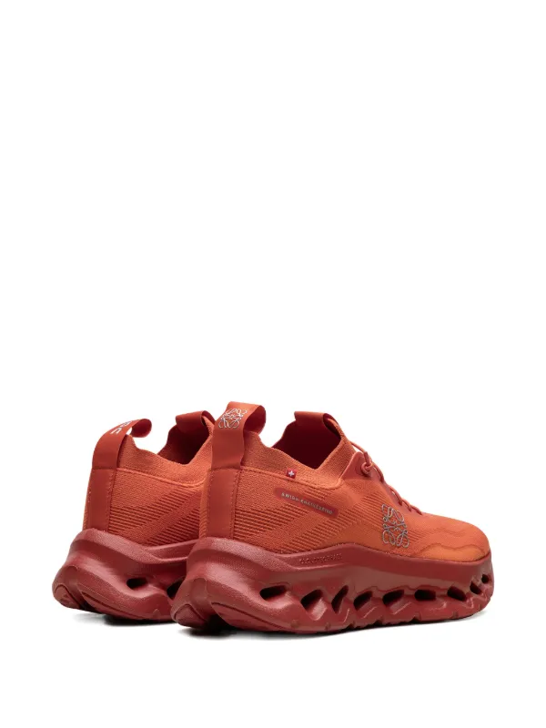 新品LOEWE On CLOUDTILT スニーカー Loewe and On Update the Cloudtilt 2.0 Sneaker With 'Playful