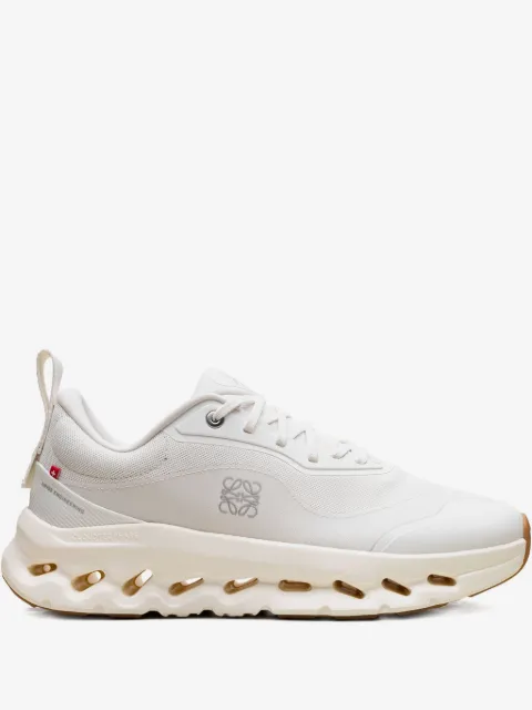 On x Loewe Cloudtilt 2 "All White"