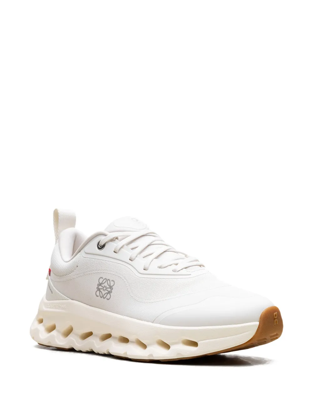 On Running x Loewe Cloudtilt 2 "All White" | Low-Tops | Image 2