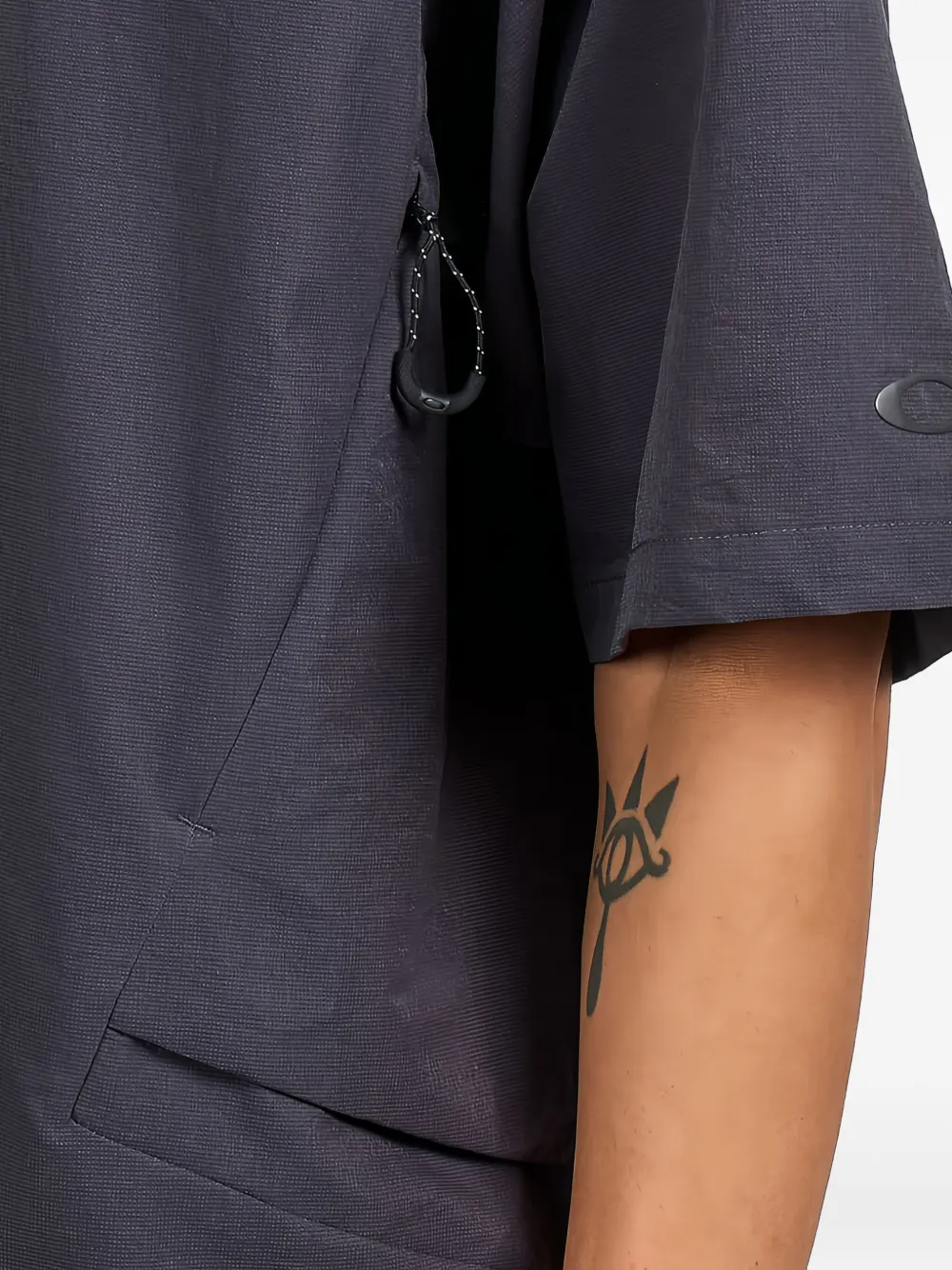 Oakley Easygoing Short Sleeve Shirt And Pockets In Blue