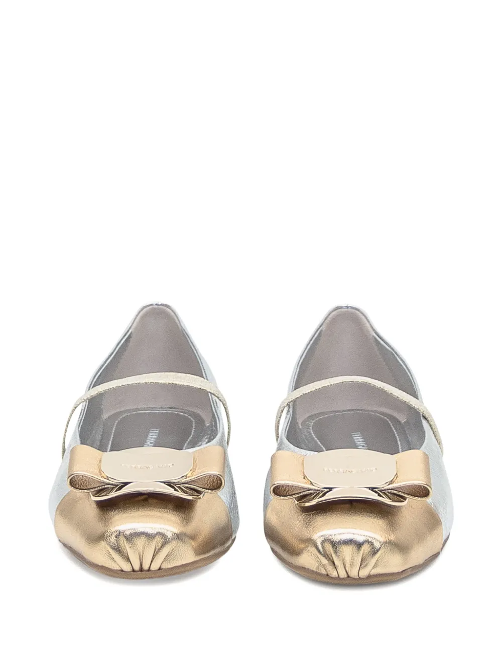 Ferragamo Zina flat pumps Zilver