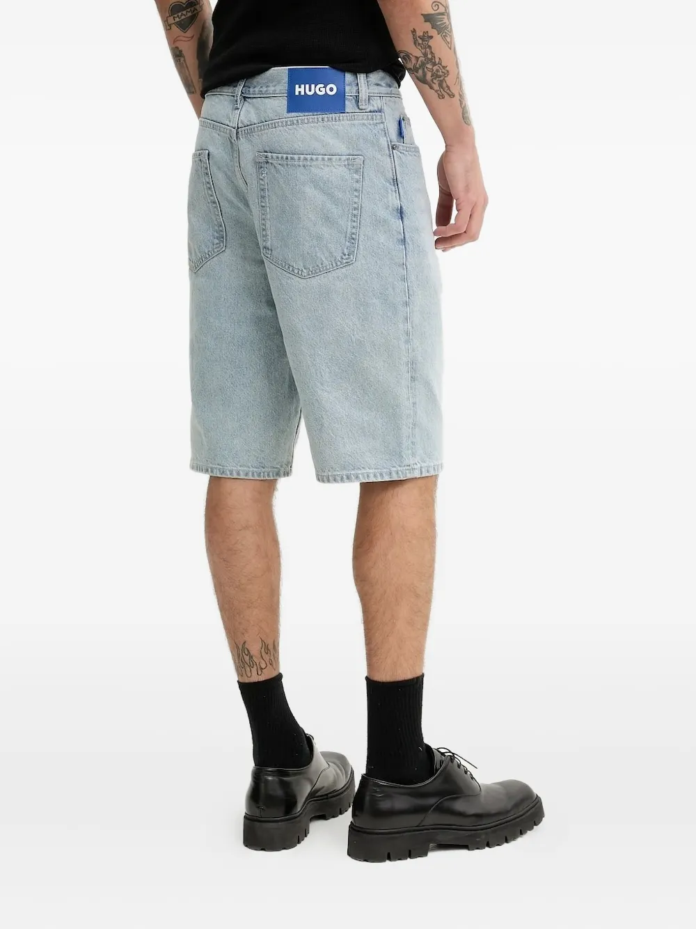 HUGO logo-patch denim shorts - 449