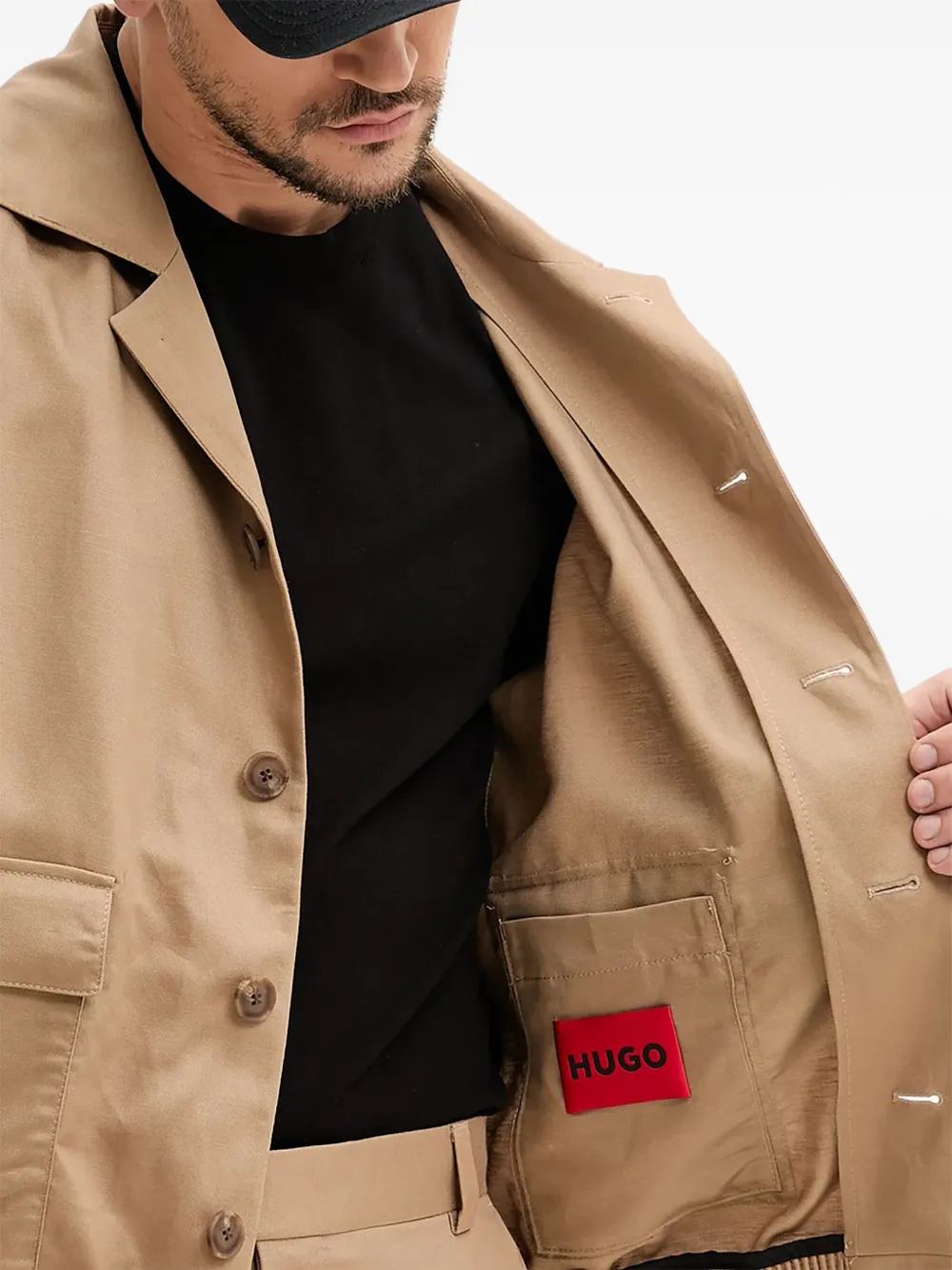 HUGO Pak met enkele rij knopen Beige