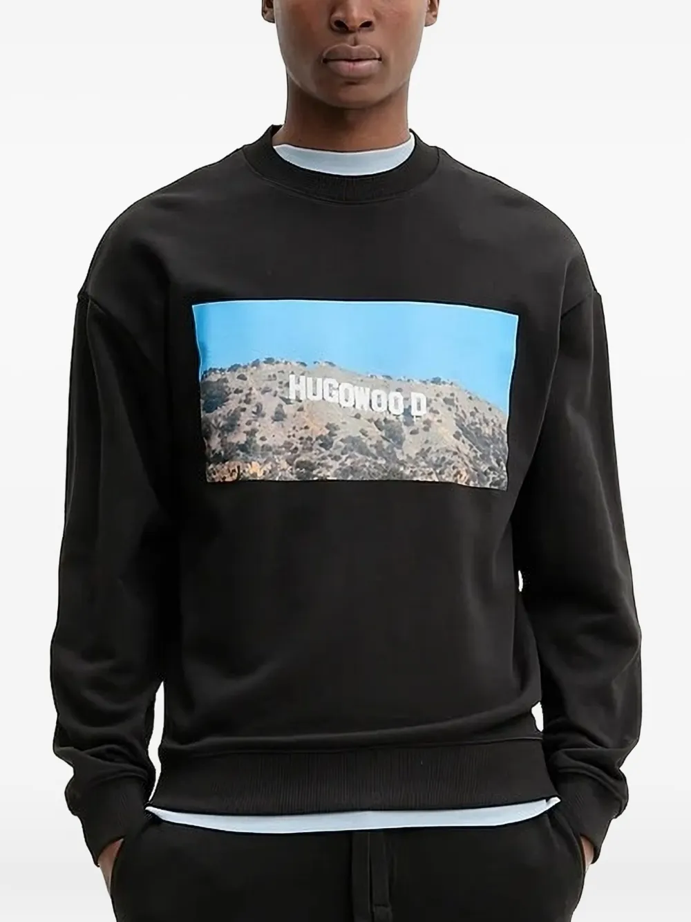 HUGO wood graphic-print sweatshirt Zwart