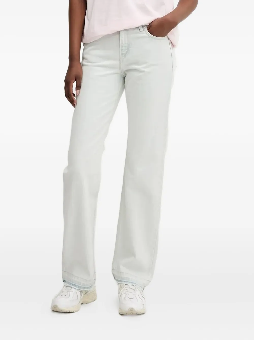 Hugo Boss Logo-plaque Jeans In Gray