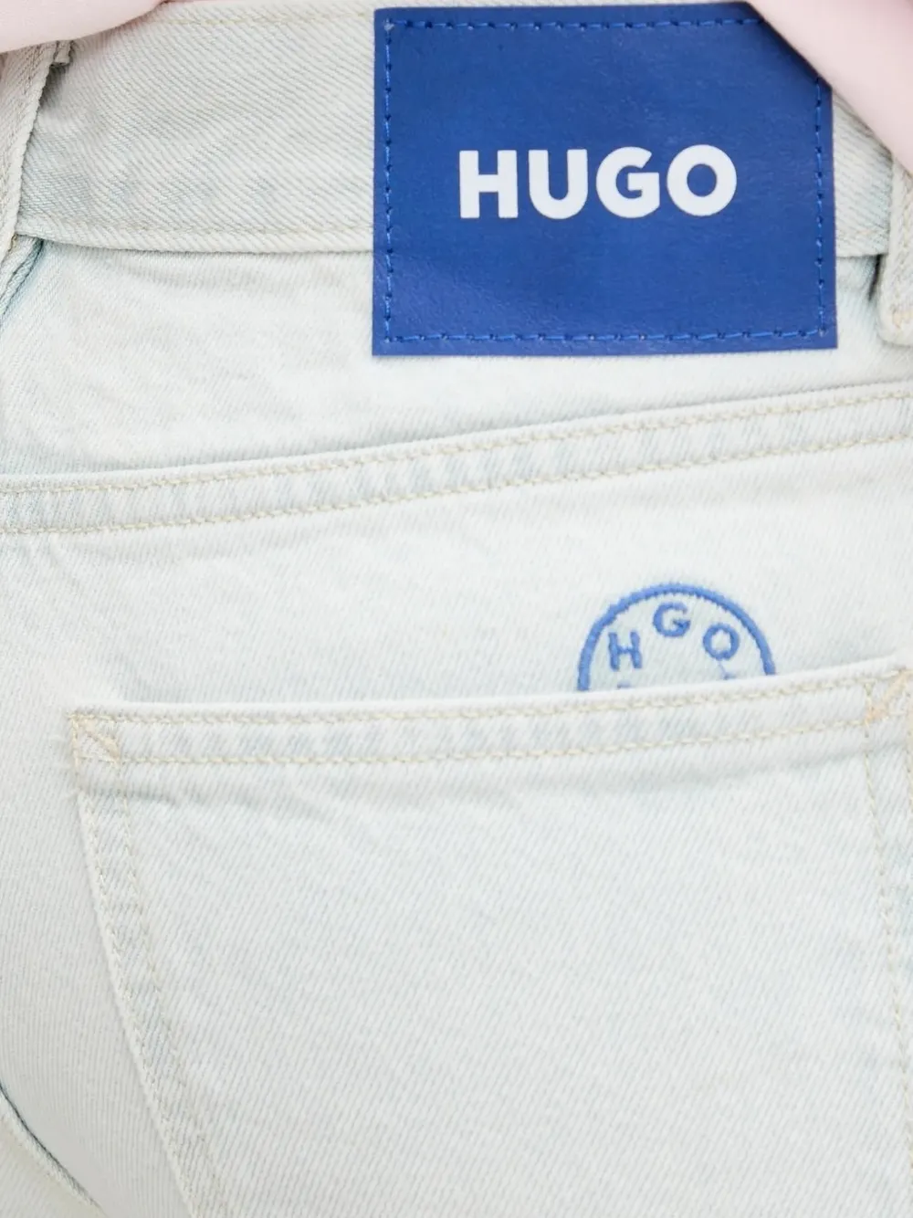 HUGO Jeans met logoplakkaat Blauw