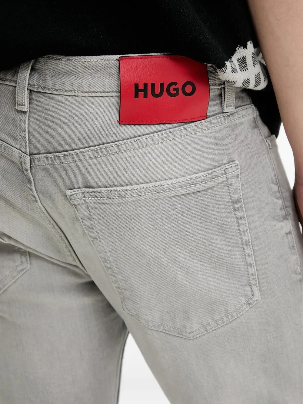 HUGO logo-patch jeans Grijs