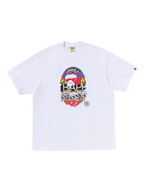 A BATHING APE® playera con estampado gráfico