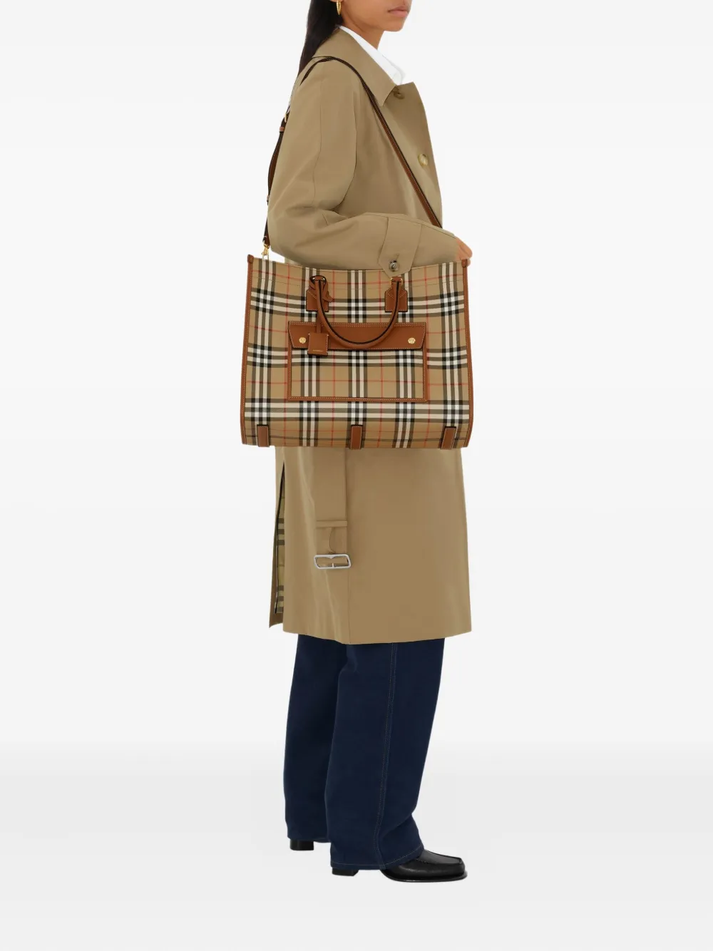 Burberry Freya medium shopper Bruin