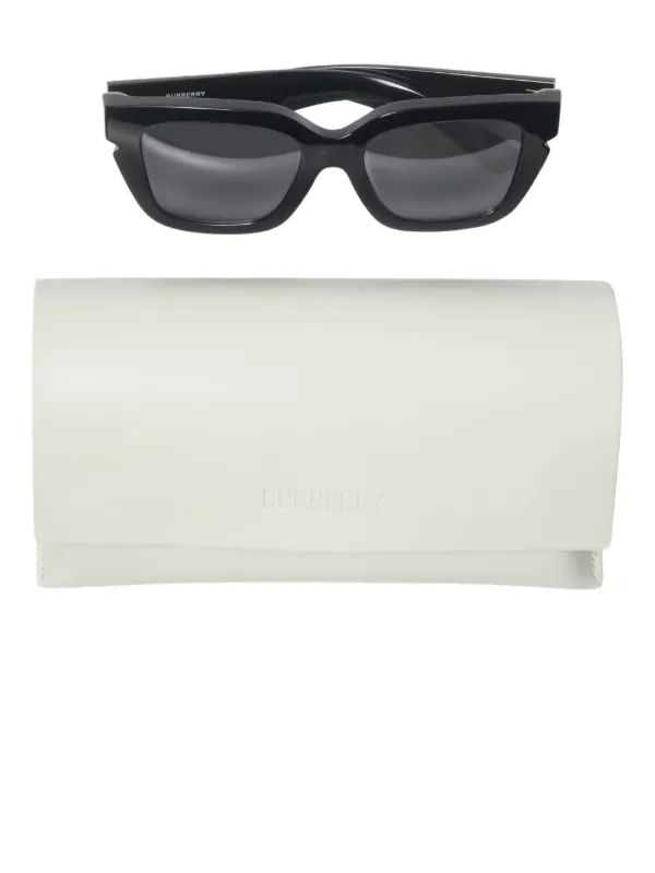 Burberry Eyewear Inlaid Check Sunglasses | Black | FARFETCH CA display picture 3