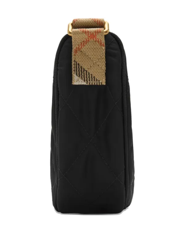 ✨美品✨BURBERRY バーバリー キルティング ショルダーバッグ ホースロゴ Burberry ホースシュー キルティング ショルダーバッグ | ブラック