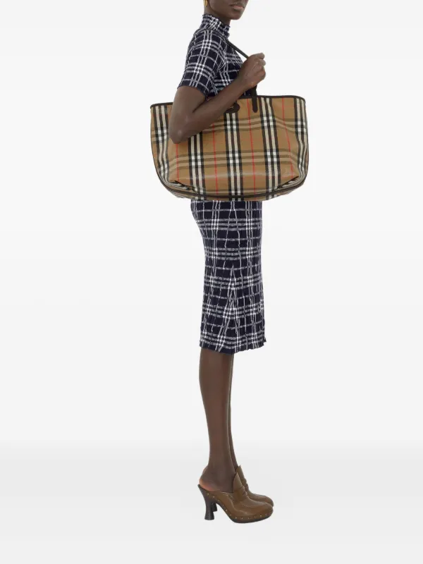 Burberry Medium Highlands Tote Bag | Brown | FARFETCH