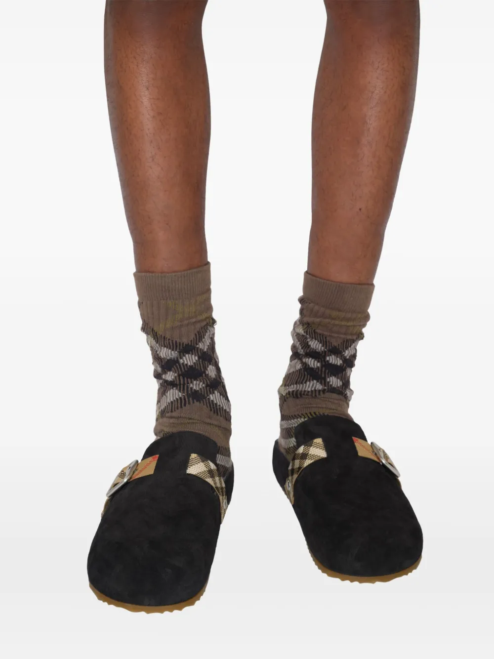 Burberry Urchin スエード クロッグサンダル | ブラック | FARFETCH JP
