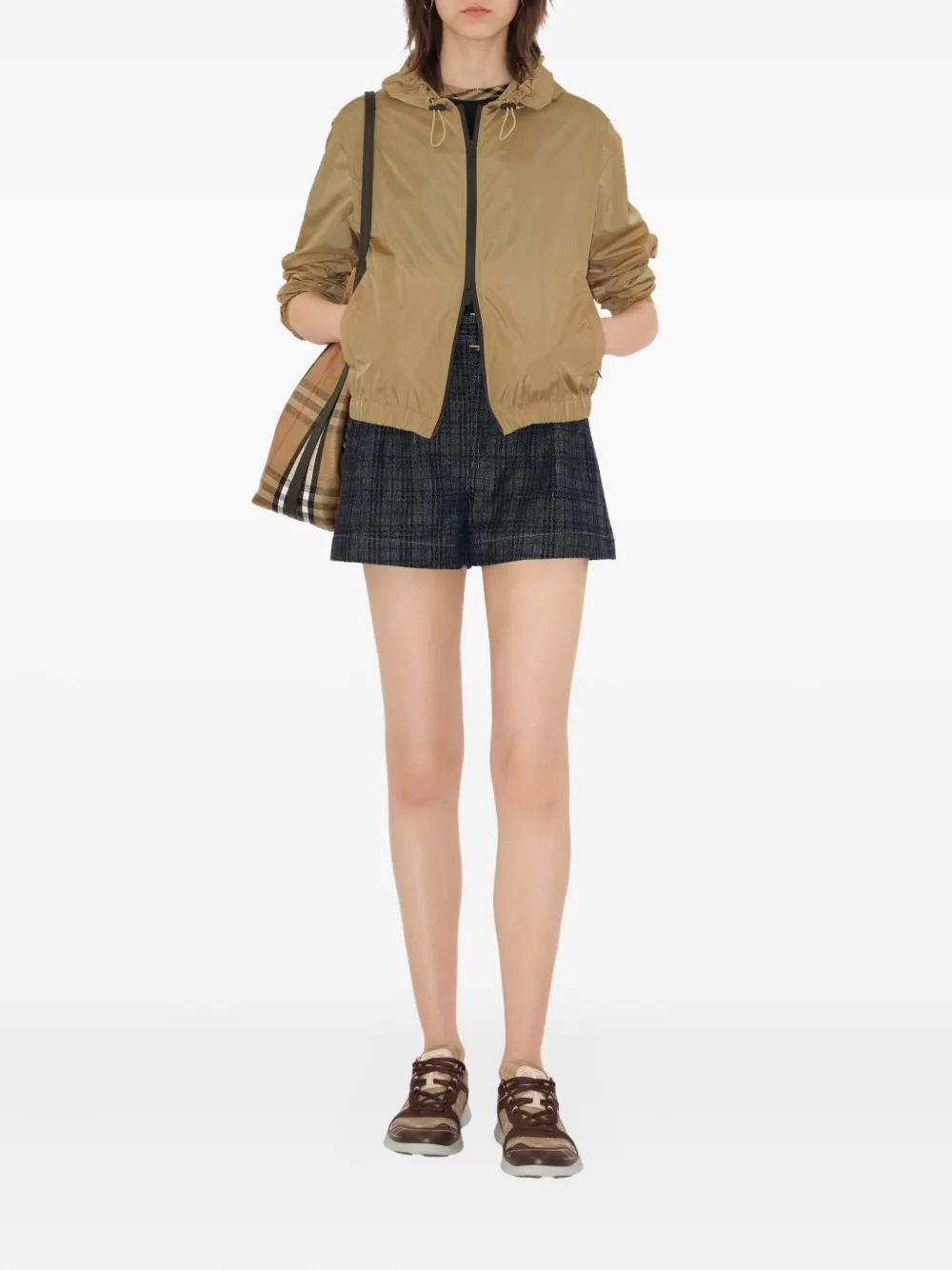  Burberry Belted Checked Denim Shorts - Blue 