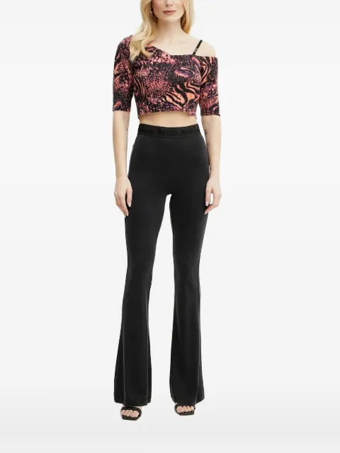 Versace Jeans Couture top con hombro descubierto y animal print