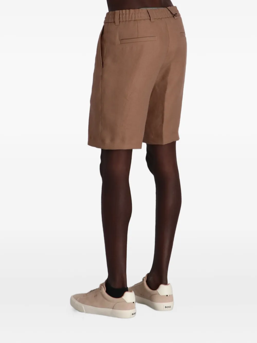 BOSS Shorts met plooidetail Bruin