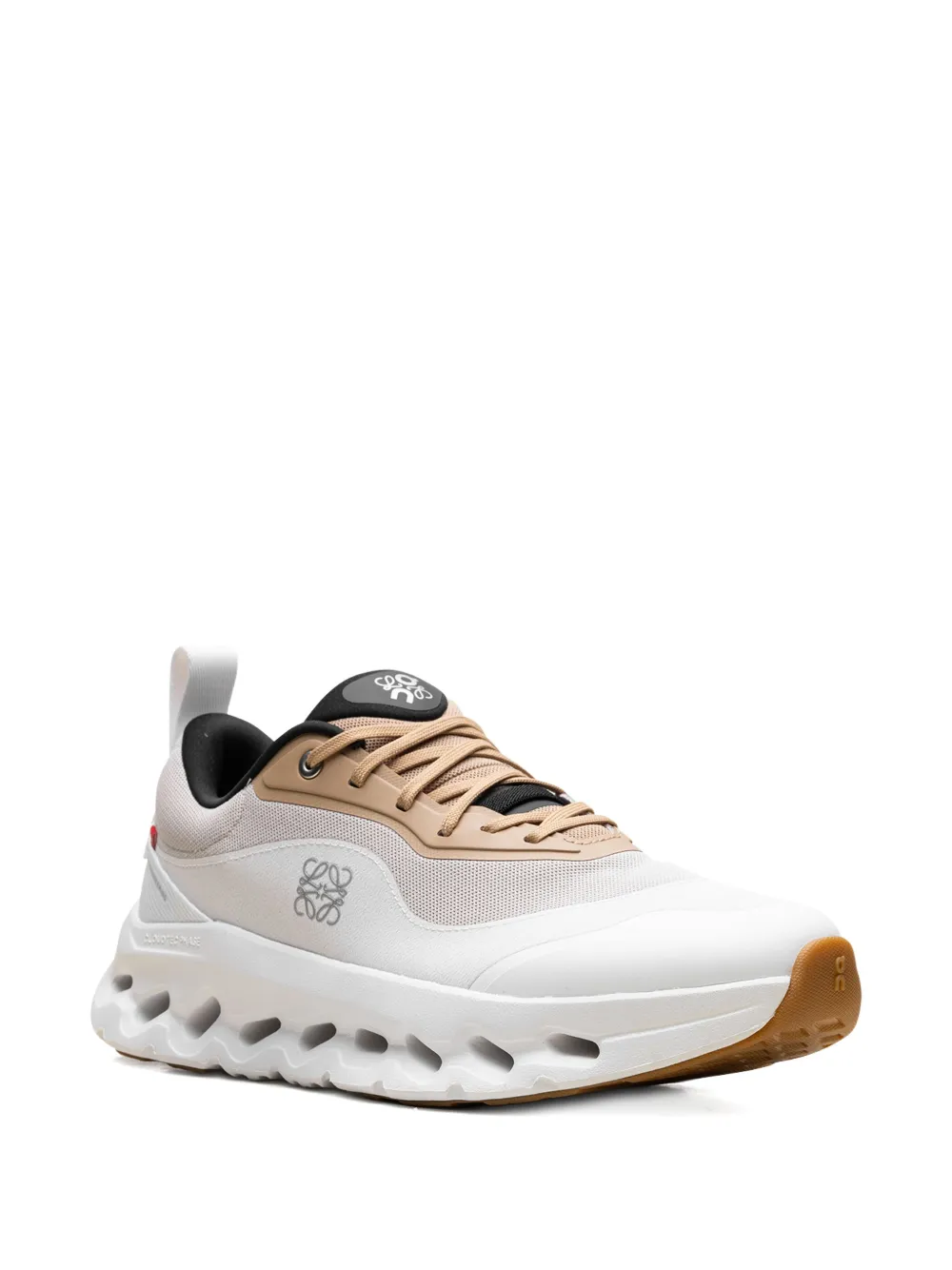 On Running x Loewe Cloudtilt 2 Tan White Gum sneakers - Wit