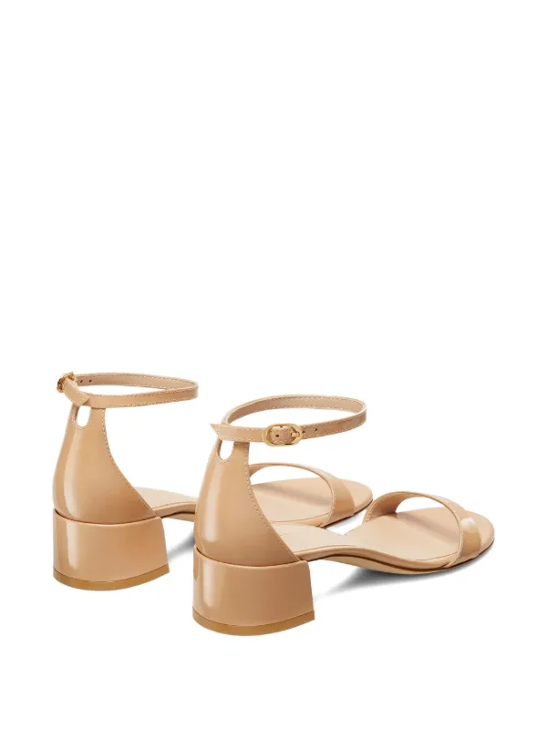 Stuart Weitzman レザーサンダル | ニュートラル | FARFETCH JP