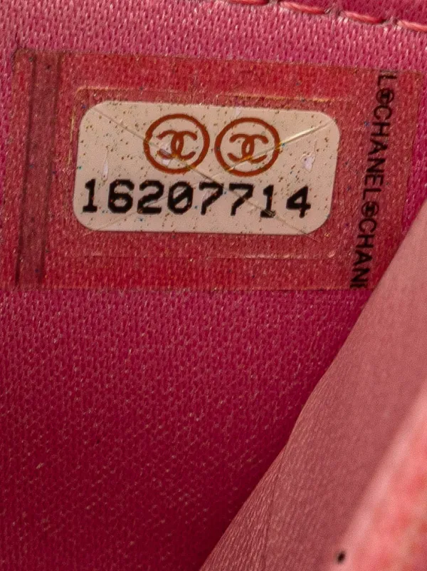 CHANEL Pre-Owned 2012 Embossed Lambskin Camellia Wallet On Chain