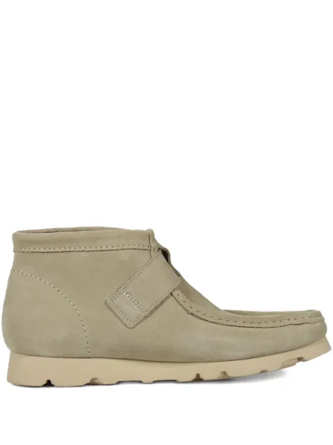 Needles botas con hebilla